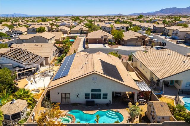 8920 Mannix Court, Las Vegas, NV 89143