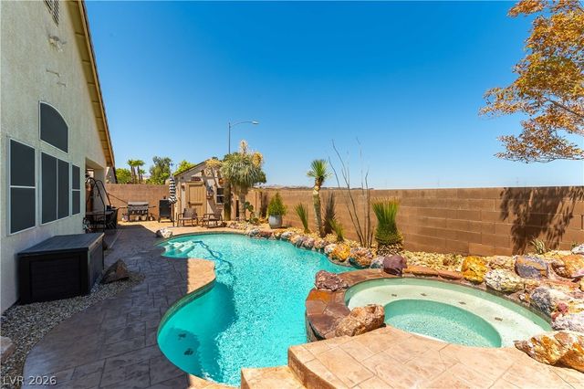 8920 Mannix Court, Las Vegas, NV 89143