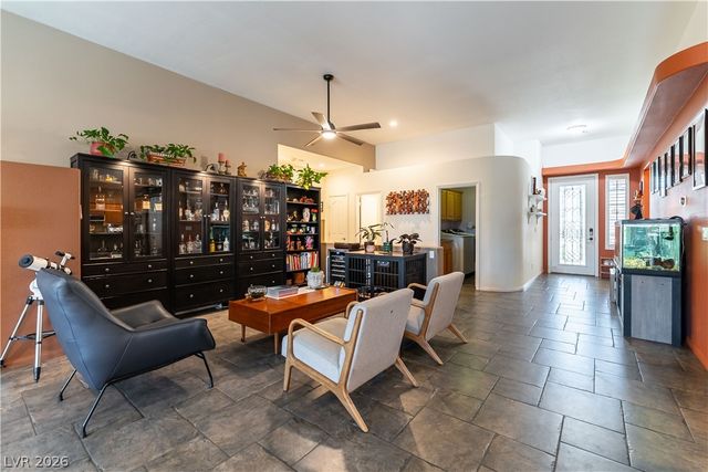 8920 Mannix Court, Las Vegas, NV 89143