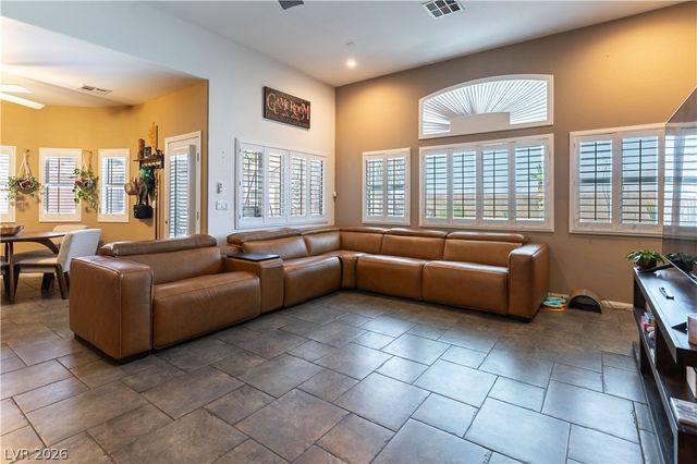 8920 Mannix Court, Las Vegas, NV 89143