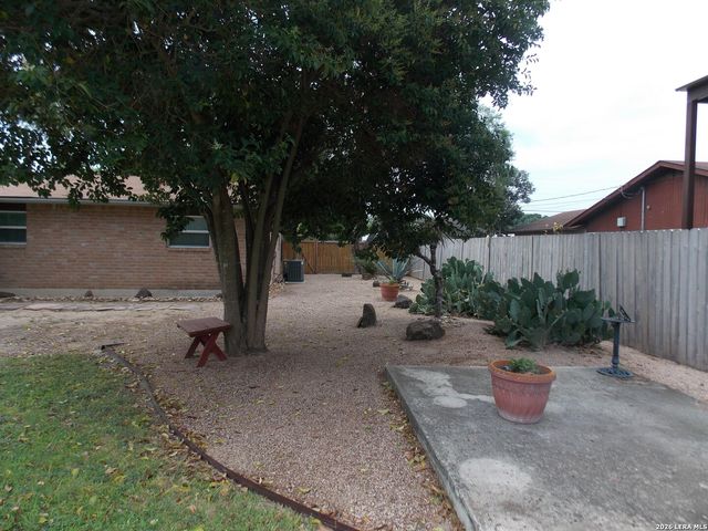 1309 Azalea Lane, New Braunfels, TX 78130