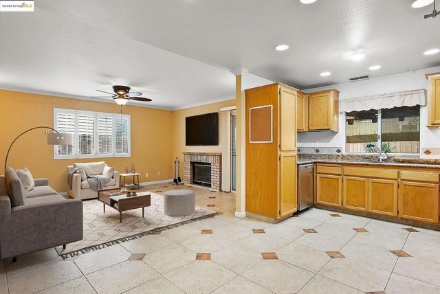 5130 Kegan Ln, Oakley, CA 94561