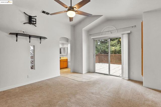 5130 Kegan Ln, Oakley, CA 94561