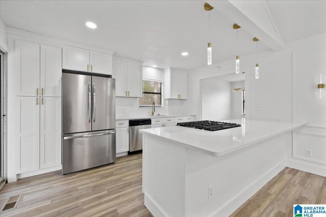 3520 RIDGEVIEW DRIVE, Irondale, AL 35210