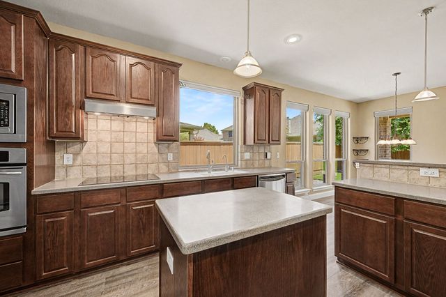 518 Collins Lane, Fate, TX 75087