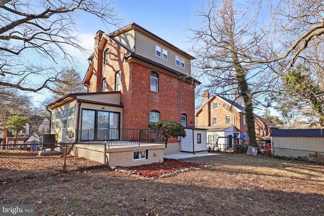 6105 43RD AVE, Hyattsville, MD 20781