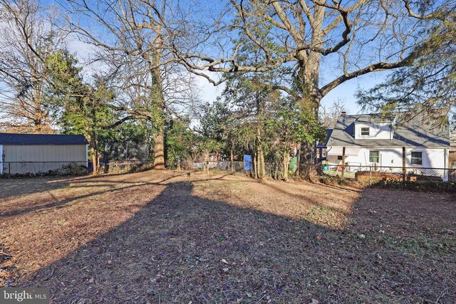 6105 43RD AVE, Hyattsville, MD 20781