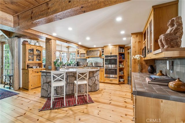 28971 North Shore Road, Lake Arrowhead, CA 92352