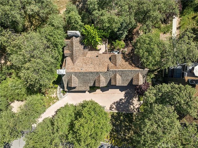 28971 North Shore Road, Lake Arrowhead, CA 92352