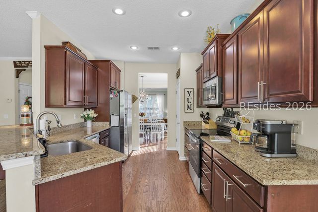 18 Chiswick Way, Bluffton, SC 29910