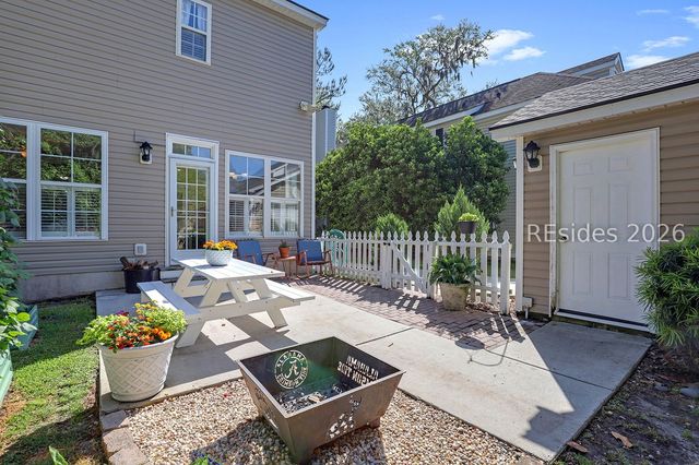 18 Chiswick Way, Bluffton, SC 29910