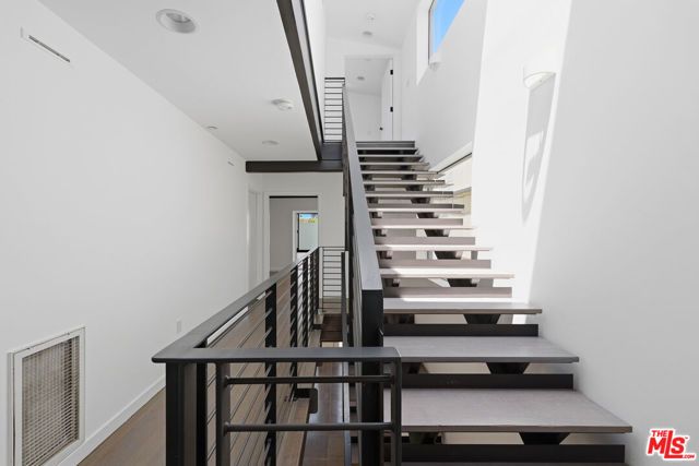 744 Brooks Avenue, Venice (los Angeles), CA 90291
