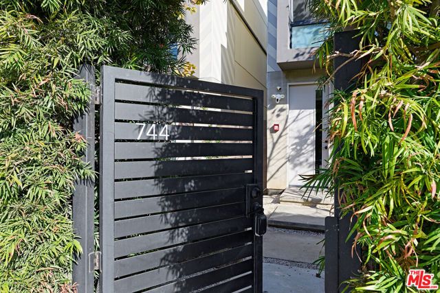 744 Brooks Avenue, Venice (los Angeles), CA 90291