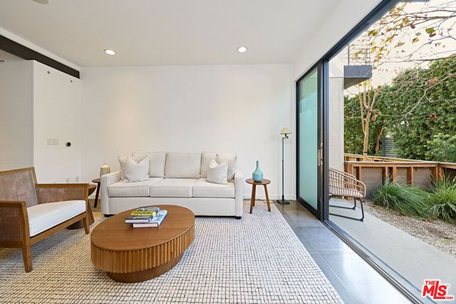 744 Brooks Avenue, Venice (los Angeles), CA 90291