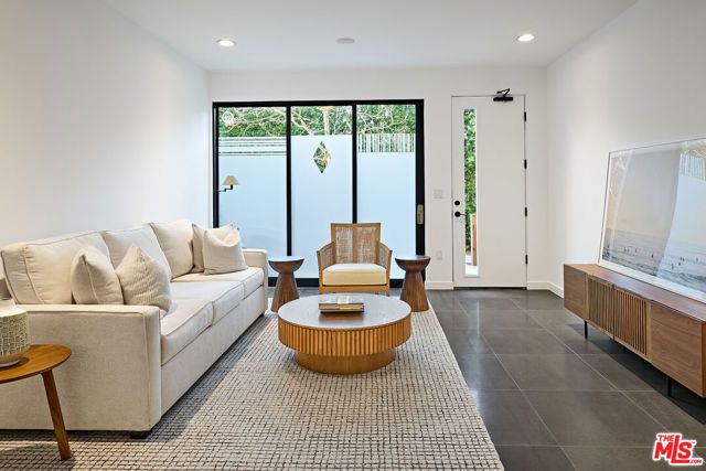 744 Brooks Avenue, Venice (los Angeles), CA 90291