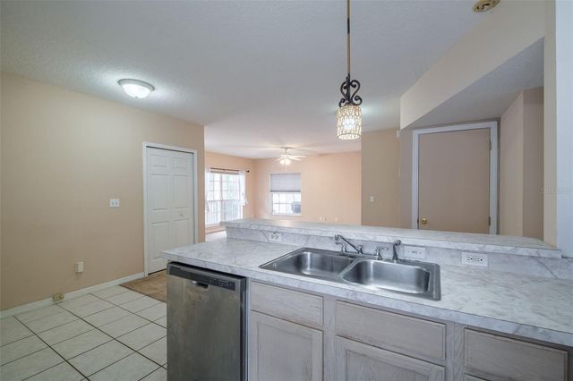 2805 E WASHINGTON STREET, Orlando, FL 32803