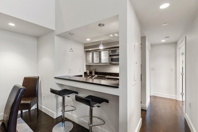 201 Newbury St 202, Boston, MA 02116