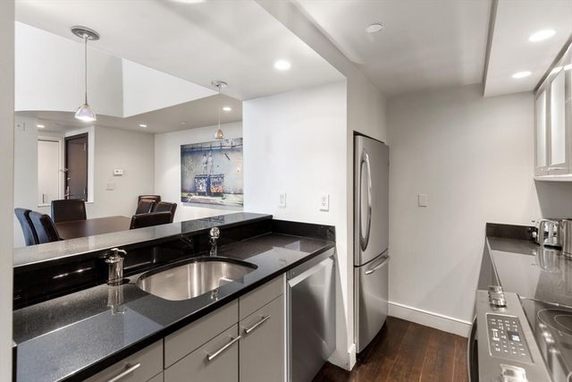 201 Newbury St 202, Boston, MA 02116