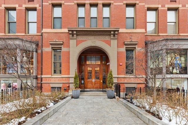 201 Newbury St 202, Boston, MA 02116