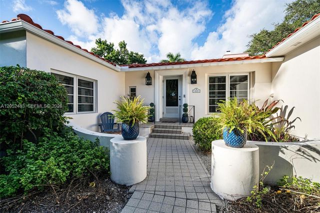 935 NE 72nd Terrace, Miami, FL 33138