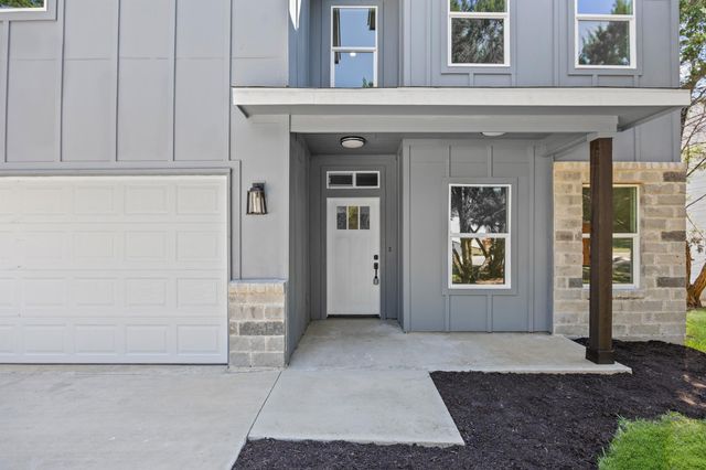 10 Honeysuckle LN, Wimberley, TX 78676