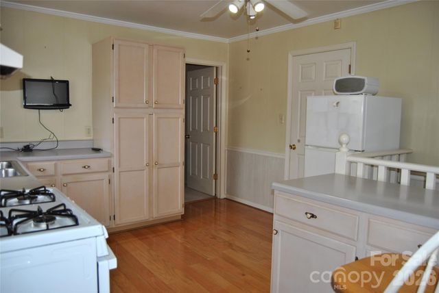 909 Timberlane Drive, Mount Holly, NC 28120