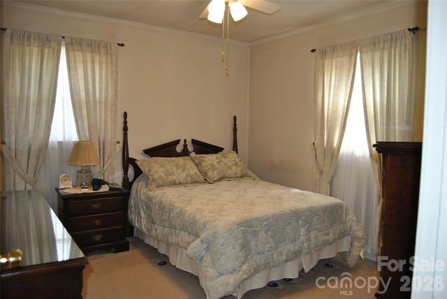 909 Timberlane Drive, Mount Holly, NC 28120