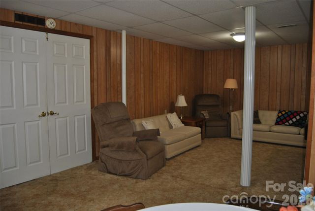 909 Timberlane Drive, Mount Holly, NC 28120