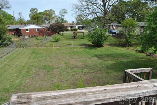 909 Timberlane Drive, Mount Holly, NC 28120