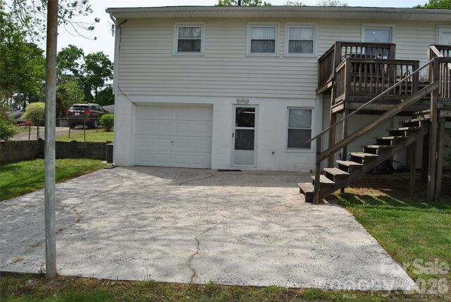 909 Timberlane Drive, Mount Holly, NC 28120