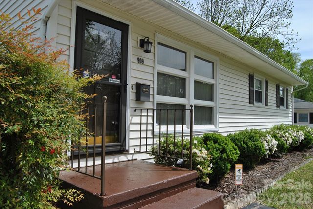 909 Timberlane Drive, Mount Holly, NC 28120