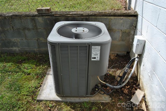 909 Timberlane Drive, Mount Holly, NC 28120