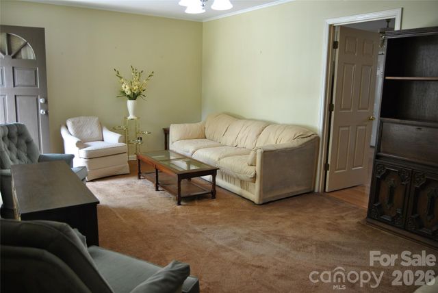 909 Timberlane Drive, Mount Holly, NC 28120