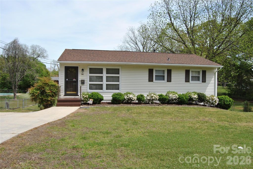 909 Timberlane Drive, Mount Holly, NC 28120