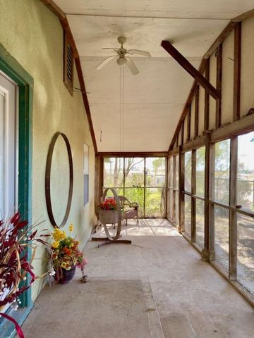 5038 N Sullivan Rd, Fort Stockton, TX 79735