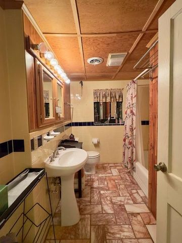 5038 N Sullivan Rd, Fort Stockton, TX 79735