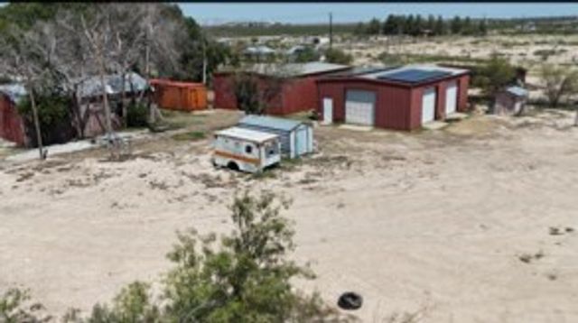 5038 N Sullivan Rd, Fort Stockton, TX 79735