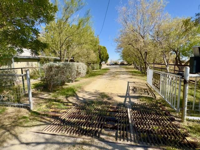 5038 N Sullivan Rd, Fort Stockton, TX 79735