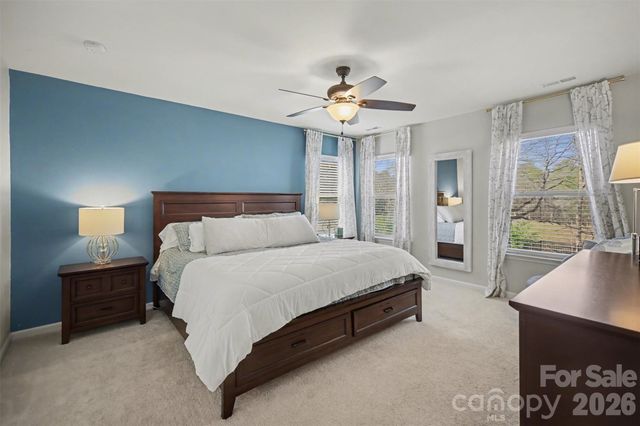 128 Lantern Acres Drive, Mooresville, NC 28115