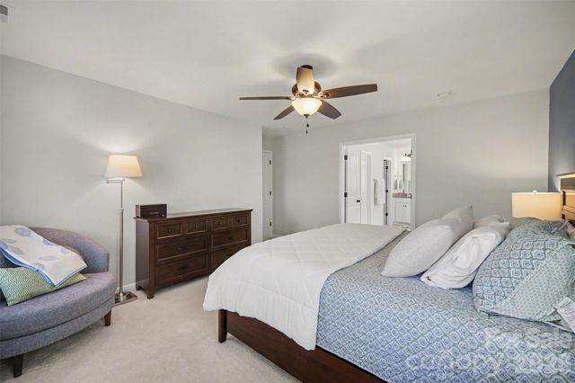 128 Lantern Acres Drive, Mooresville, NC 28115