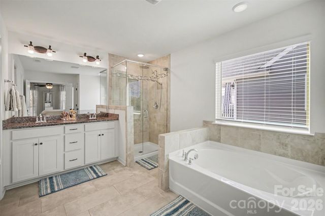 128 Lantern Acres Drive, Mooresville, NC 28115