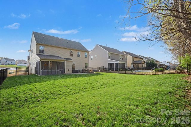 128 Lantern Acres Drive, Mooresville, NC 28115