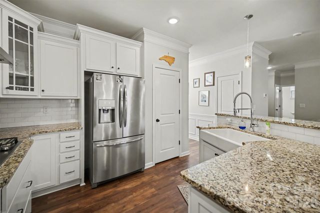 128 Lantern Acres Drive, Mooresville, NC 28115