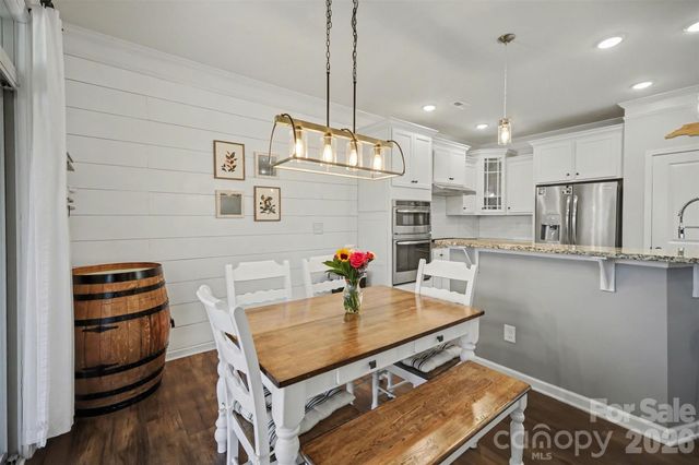 128 Lantern Acres Drive, Mooresville, NC 28115