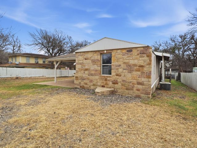 139 Stony Mont DR, Del Valle, TX 78617