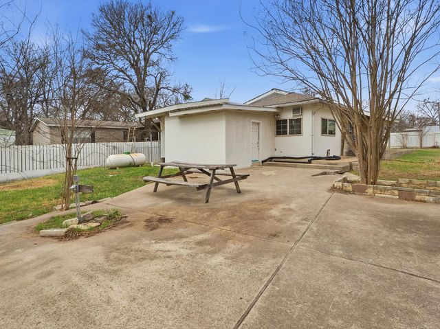 139 Stony Mont DR, Del Valle, TX 78617