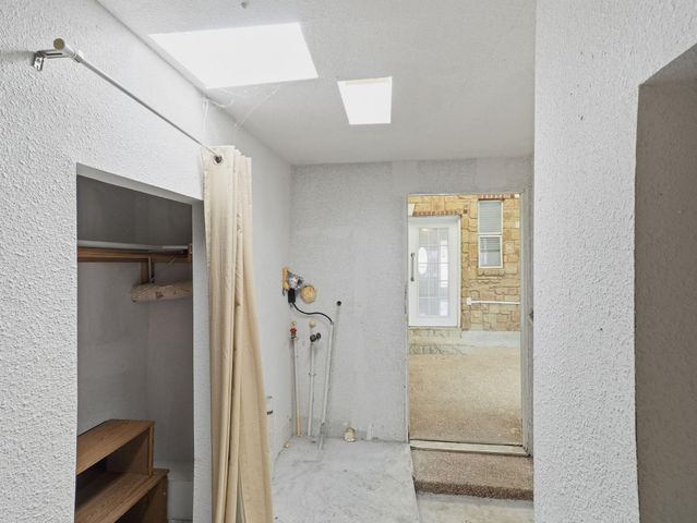 139 Stony Mont DR, Del Valle, TX 78617