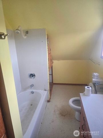 307 E 3rd Avenue, Odessa, WA 99159