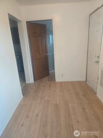 307 E 3rd Avenue, Odessa, WA 99159