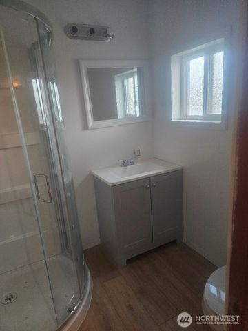 307 E 3rd Avenue, Odessa, WA 99159